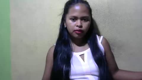 Snapshot of fleurtess_xx chatting on 05-07-26, 04:07 Claire online show from 05-07-26, 04:07