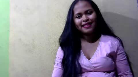 Snapshot of fleurtess_xx chatting on 06-08-26, 04:02 Claire online show from 06-08-26, 04:02