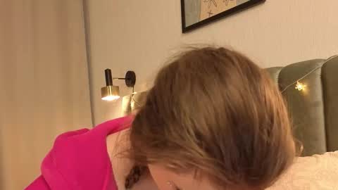 Leia online show from 02-17-26, 02:57