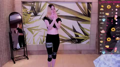 FlexiMona online show from 01-18-26, 10:13