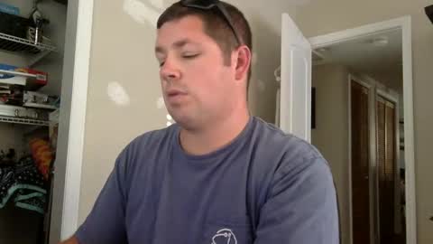 Snapshot of flguy_mike chatting on 12-12-24, 08:43 FL guy online show from 12-12-24, 08:43