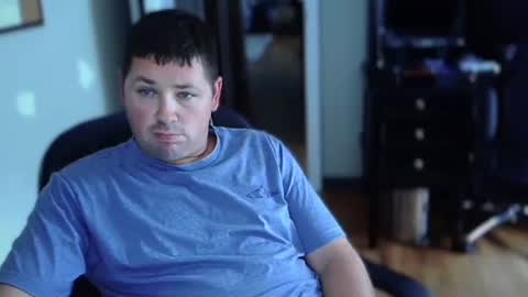 Snapshot of flguy_mike chatting on 10-15-25, 05:24 FL guy online show from 10-15-25, 05:24