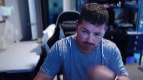 Snapshot of flguy_mike chatting on 04-27-26, 12:36 FL guy online show from 04-27-26, 12:36