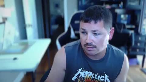 Snapshot of flguy_mike chatting on 04-29-26, 04:55 FL guy online show from 04-29-26, 04:55