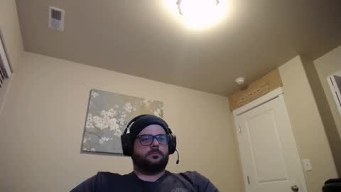 Snapshot of flikk14 chatting on 10-28-25, 04:27 flikk14 online show from 10-28-25, 04:27