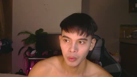 Snapshot of flirtfactorx chatting on 04-26-26, 02:59 flirtfactorx online show from 04-26-26, 02:59