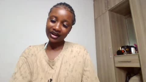 Snapshot of flirty_arrya chatting on 06-29-26, 10:15 flirty_arrya online show from 06-29-26, 10:15