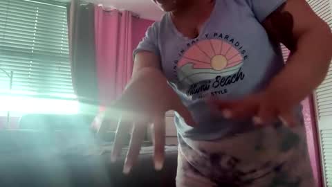 Snapshot of flirtygirlyy chatting on 01-12-26, 06:13 Ive Retired From Camming online show from 01-12-26, 06:13