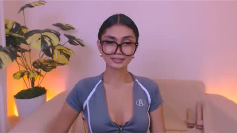 Snapshot of flirtymarga chatting on 06-11-26, 12:32 Marga online show from 06-11-26, 12:32