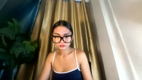 Snapshot of flirtymarga chatting on 07-10-26, 12:48 Marga online show from 07-10-26, 12:48
