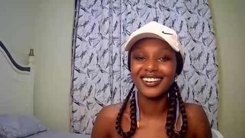 Snapshot of flirtyy_sheery chatting on 03-07-25, 05:28 sheery online show from 03-07-25, 05:28