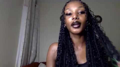 Snapshot of flirtyy_sheery chatting on 05-25-26, 03:12 sheery online show from 05-25-26, 03:12
