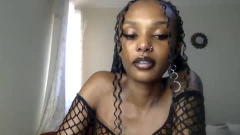 Snapshot of flirtyy_sheery chatting on 06-06-26, 07:13 sheery online show from 06-06-26, 07:13