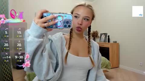 Mona online show from 02-09-26, 01:31