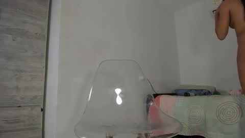 Snapshot of flor_herrera1 chatting on 02-23-25, 05:34 online show from 02-23-25, 05:34