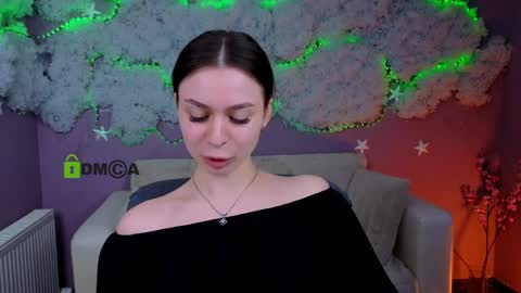 Snapshot of flora_ri chatting on 04-24-26, 09:23 just ask me online show from 04-24-26, 09:23