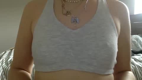 Snapshot of floraexploration chatting on 02-21-25, 09:54 floraexploration online show from 02-21-25, 09:54