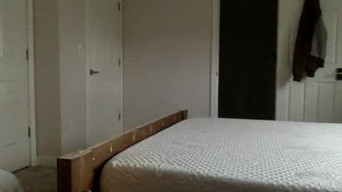 Snapshot of floraexploration chatting on 02-22-25, 01:00 floraexploration online show from 02-22-25, 01:00