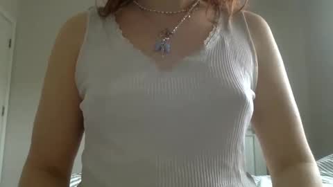 Snapshot of floraexploration chatting on 02-24-25, 06:15 floraexploration online show from 02-24-25, 06:15