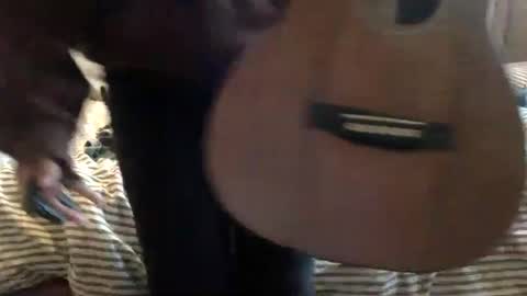 Snapshot of floraexploration chatting on 03-10-25, 01:23 floraexploration online show from 03-10-25, 01:23