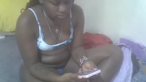 Snapshot of floral_q chatting on 07-06-26, 11:40 Floral online show from 07-06-26, 11:40
