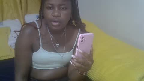 Snapshot of floral_q chatting on 07-12-26, 08:05 Floral online show from 07-12-26, 08:05