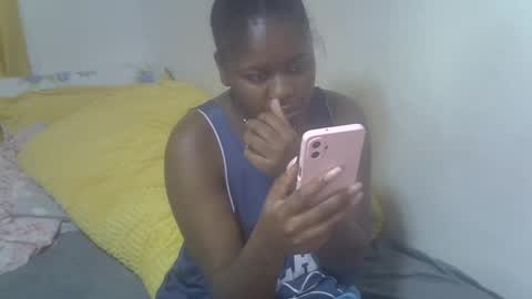 Snapshot of floral_q chatting on 08-08-26, 11:34 Floral online show from 08-08-26, 11:34