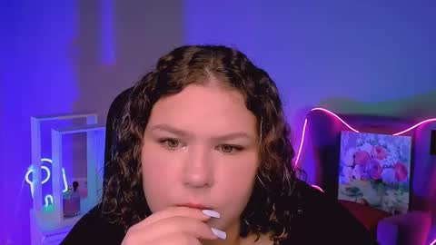 Snapshot of florenceanderson_ chatting on 09-14-25, 09:08 florenceanderson_ online show from 09-14-25, 09:08