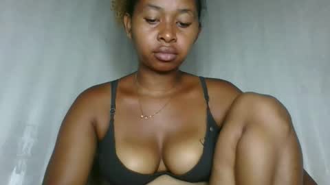 florencia011 online show from 01-07-26, 05:43