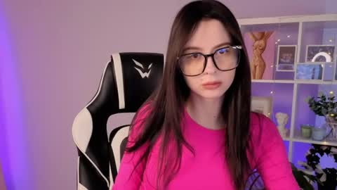 Flori online show from 04-18-26, 02:59