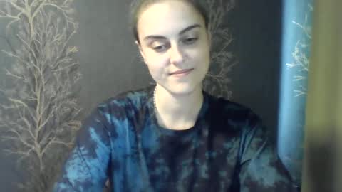 Snapshot of flower_bluee chatting on 06-16-26, 11:35 Ambika 3 online show from 06-16-26, 11:35
