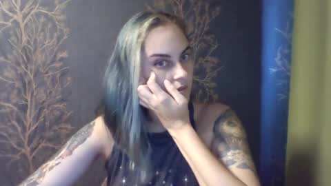 Snapshot of flower_bluee chatting on 07-20-26, 01:35 Ambika 3 online show from 07-20-26, 01:35