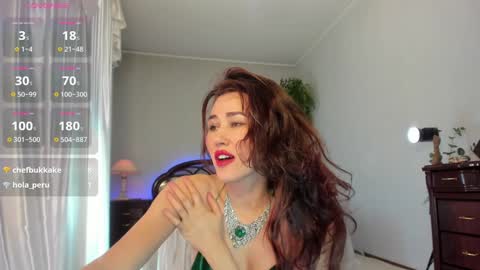 Snapshot of flower_nicole chatting on 02-25-26, 08:24 Nicole online show from 02-25-26, 08:24