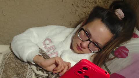 say meow and send tip  online show from 12-14-24, 07:03