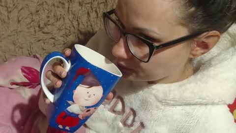 say meow and send tip  online show from 12-27-24, 10:16