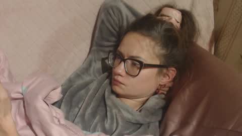 say meow and send tip  online show from 11-28-25, 12:46