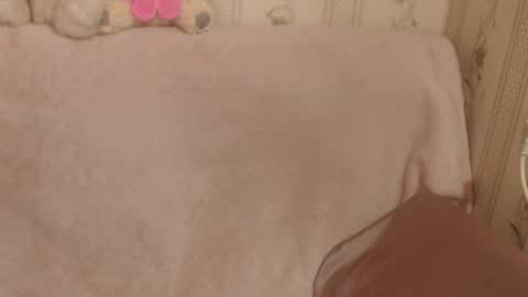 say meow and send tip  online show from 03-17-26, 10:29