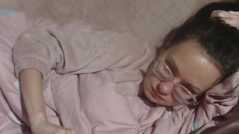 say meow and send tip  online show from 03-29-26, 10:10