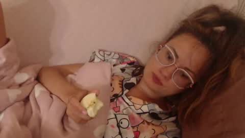 say meow and send tip  online show from 07-06-26, 01:41