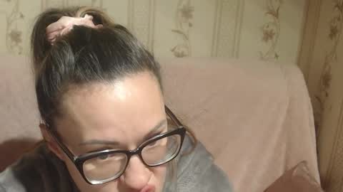 say meow and send tip  online show from 12-20-25, 10:44