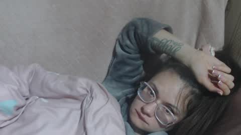 say meow and send tip  online show from 03-14-26, 02:28