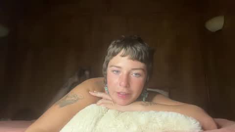 Flowergirl online show from 12-09-24, 03:50