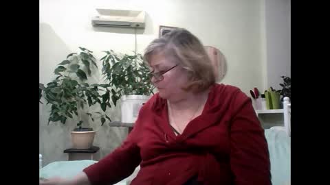 Snapshot of flowerlover8 chatting on 03-12-25, 09:45 Flowerlower online show from 03-12-25, 09:45