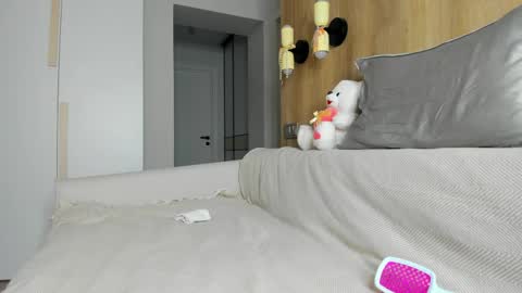 Flower online show from 05-11-26, 11:05