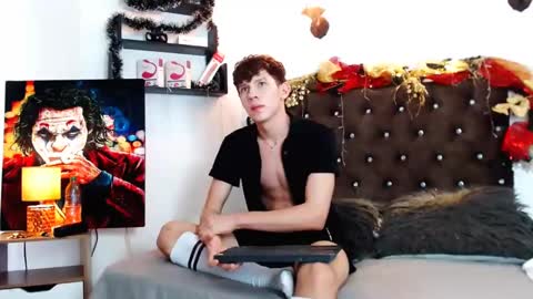 Snapshot of flowers109 chatting on 12-07-24, 08:49 flowers109 online show from 12-07-24, 08:49