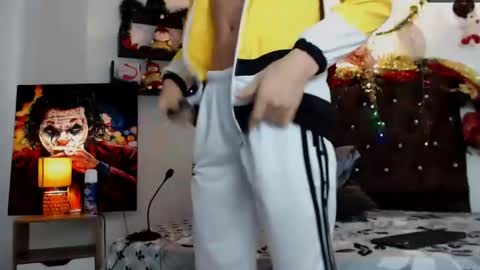 Snapshot of flowers109 chatting on 12-26-24, 09:47 flowers109 online show from 12-26-24, 09:47