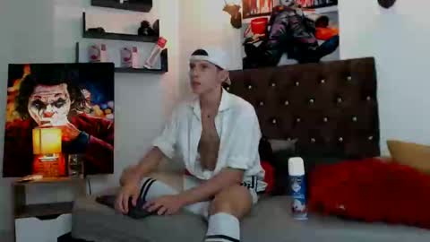 Snapshot of flowers109 chatting on 01-13-25, 09:09 flowers109 online show from 01-13-25, 09:09