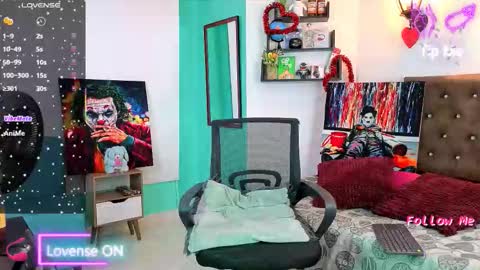 Snapshot of flowers109 chatting on 09-15-25, 10:10 flowers109 online show from 09-15-25, 10:10