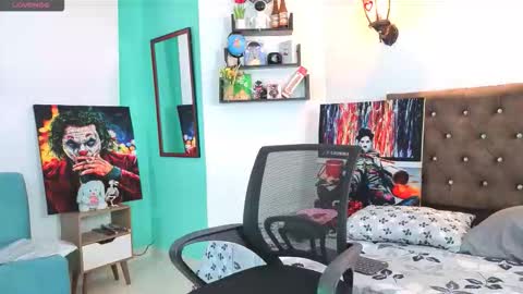 Snapshot of flowers109 chatting on 10-03-25, 10:18 flowers109 online show from 10-03-25, 10:18