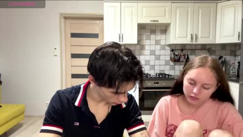 flowerscouple online show from 04-05-26, 04:20